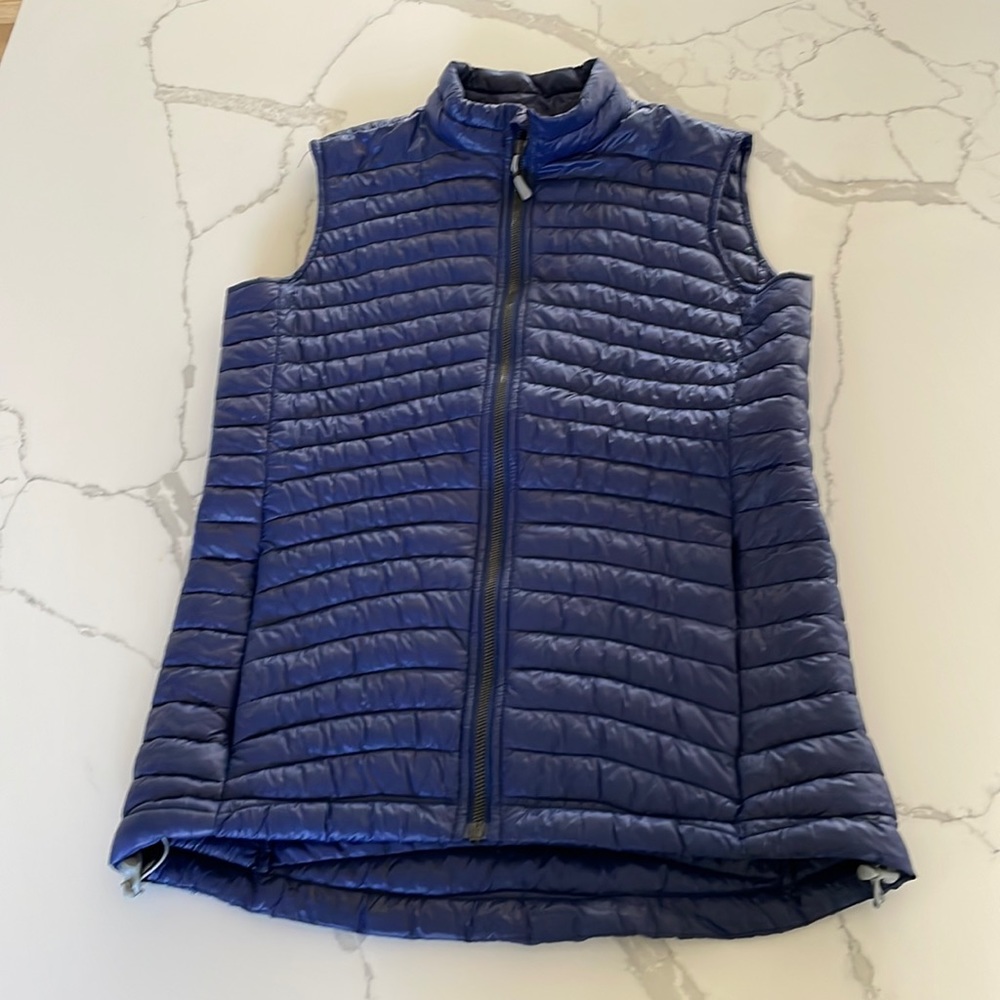 Peter Millar down quilted vest size S